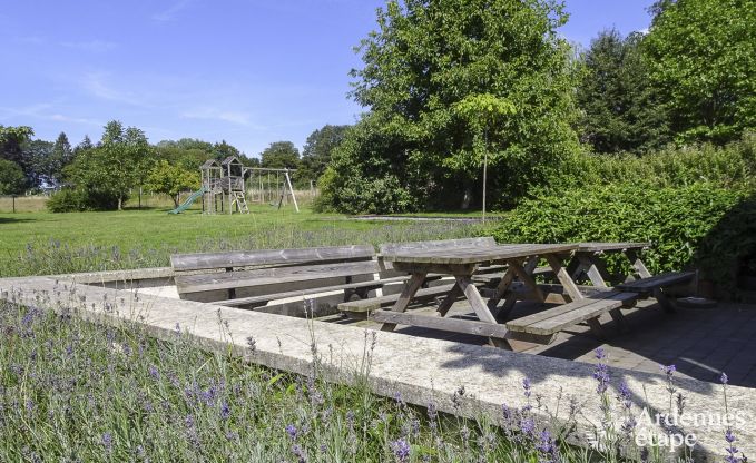Vakantiehuis in Redu voor 15 personen in de Ardennen