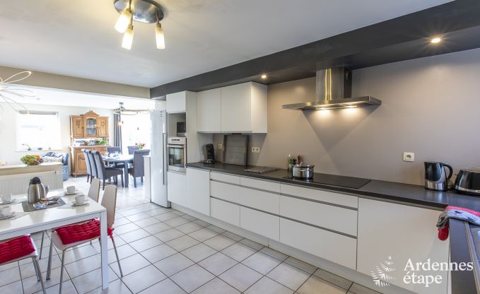 Vakantiehuis in Redu voor 15 personen in de Ardennen