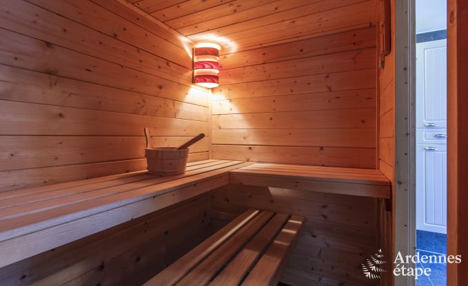 Vakantiehuis in Redu voor 15 personen in de Ardennen