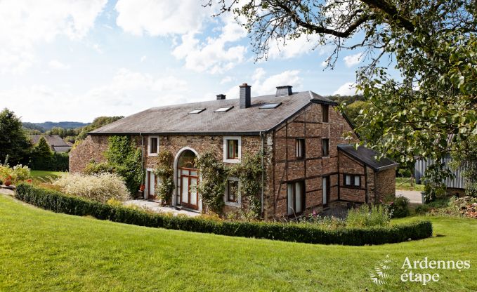 Vakantiehuis in Redu voor 15 personen in de Ardennen