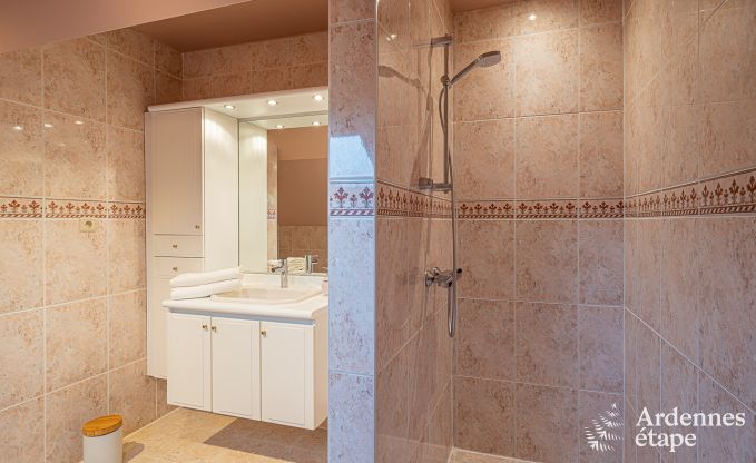 Gezellig vakantiehuis voor 5 personen in Remicourt met sauna, jacuzzi,  en fietsvoorzieningen