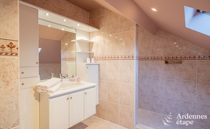 Gezellig vakantiehuis voor 5 personen in Remicourt met sauna, jacuzzi,  en fietsvoorzieningen