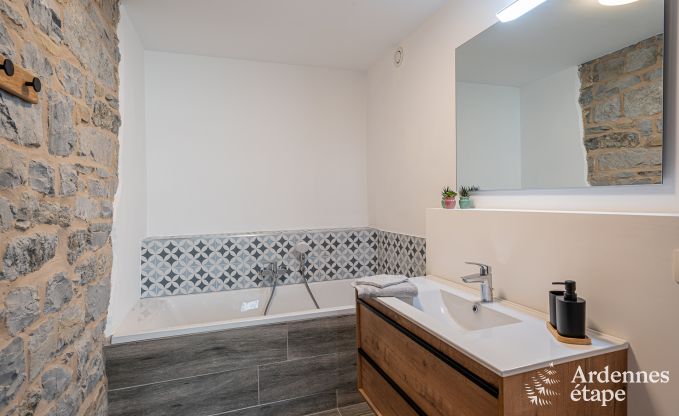 Gezellige vakantiewoning in Remouchamps: 8 personen, jacuzzi, priv�tuin, bij C�te de la Redoute