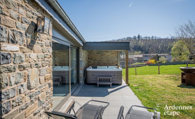 Gezellige vakantiewoning in Remouchamps: 8 personen, jacuzzi, priv�tuin, bij C�te de la Redoute