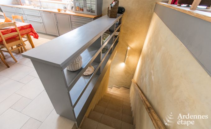 Vakantiehuis in Rendeux, Ardennen, 6 personen, 2 slaapkamers, privtuin, babyuitrusting, terras met barbecue