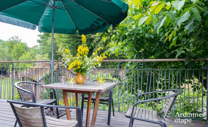 Vakantiehuis in Rendeux, Ardennen, 6 personen, 2 slaapkamers, privtuin, babyuitrusting, terras met barbecue