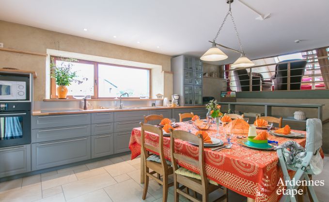Vakantiehuis in Rendeux, Ardennen, 6 personen, 2 slaapkamers, privtuin, babyuitrusting, terras met barbecue