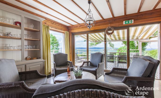 Hondvriendelijk vakantiehuis  voor 10 personen in Rendeux