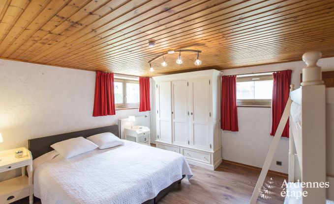 Hondvriendelijk vakantiehuis  voor 10 personen in Rendeux