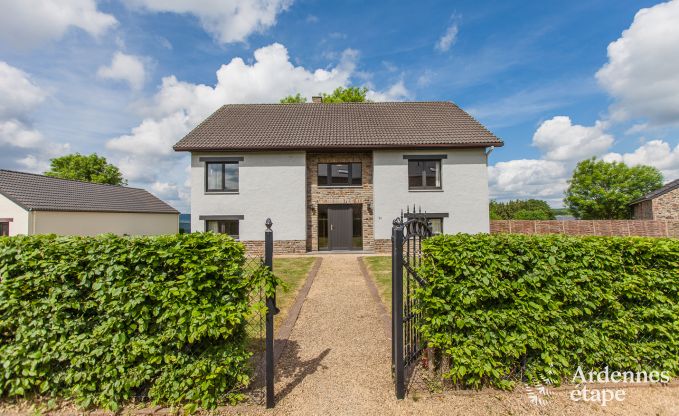 Hondvriendelijk vakantiehuis  voor 10 personen in Rendeux