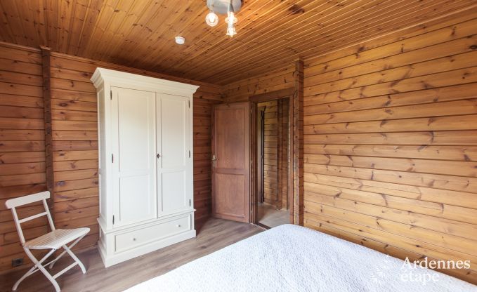 Hondvriendelijk vakantiehuis  voor 10 personen in Rendeux