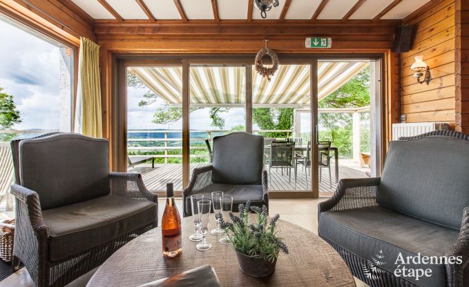 Hondvriendelijk vakantiehuis  voor 10 personen in Rendeux