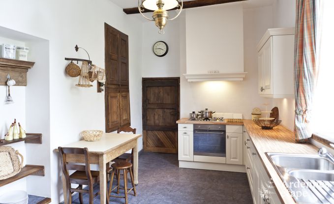 Cottage in Rochefort voor 21 personen in de Ardennen