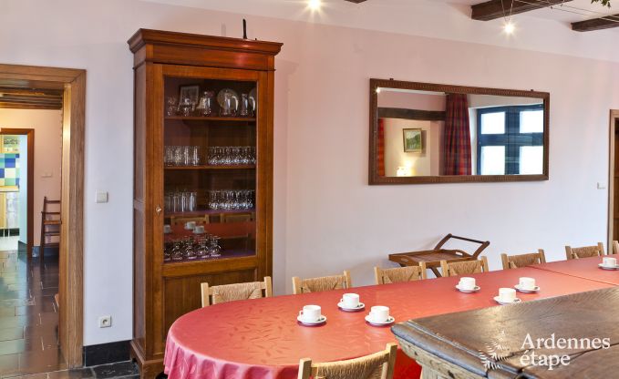 Kasteel in Rochefort voor 18 personen in de Ardennen