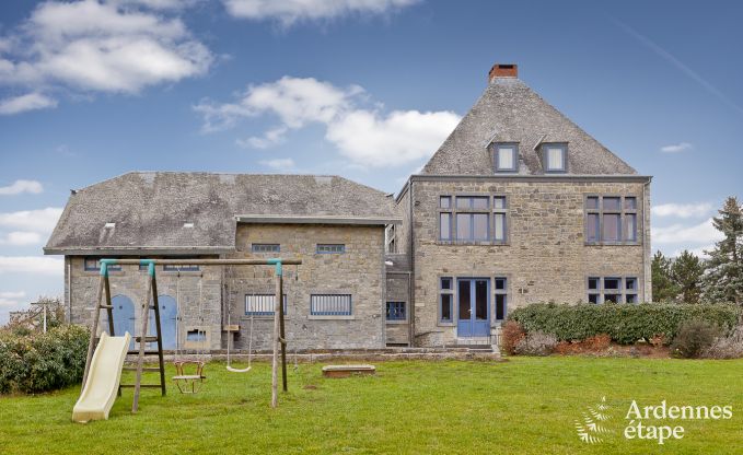 Kasteel in Rochefort voor 18 personen in de Ardennen