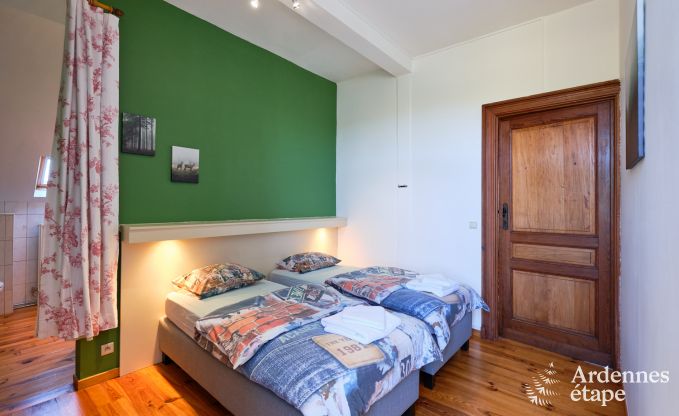 Kasteel in Rochefort voor 48 personen in de Ardennen