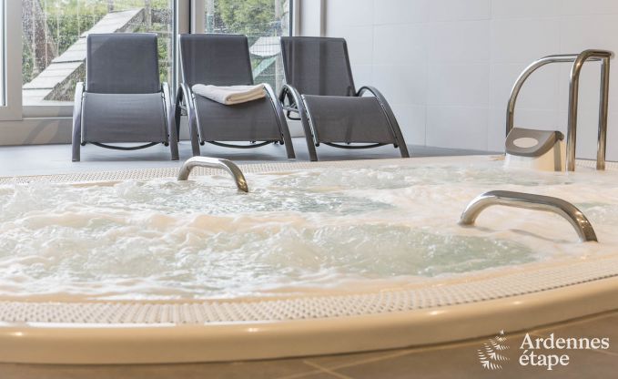 Kasteel in Rochefort voor 48 personen in de Ardennen