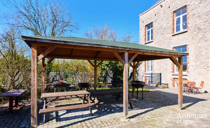 Kasteel in Rochefort voor 48 personen in de Ardennen