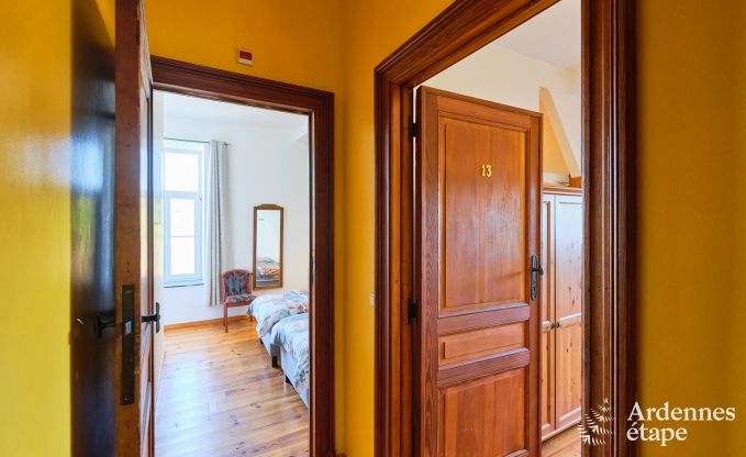 Kasteel in Rochefort voor 48 personen in de Ardennen