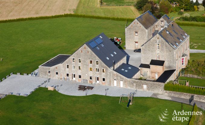 Kasteel in Rochefort voor 48 personen in de Ardennen