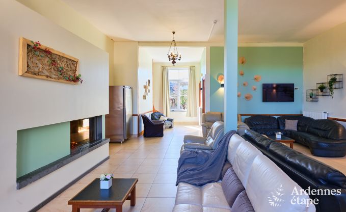 Kasteel in Rochefort voor 48 personen in de Ardennen