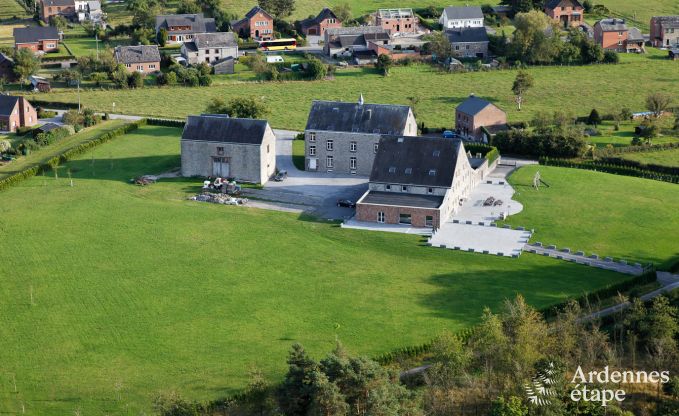 Kasteel in Rochefort voor 48 personen in de Ardennen