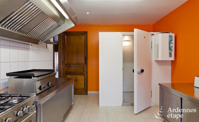 Luxe villa in Rochefort voor 48 personen in de Ardennen