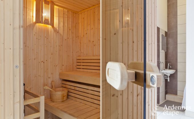 Luxe villa in Rochefort voor 48 personen in de Ardennen