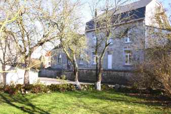 Vakantiehuis voor grote groep in een oud klooster met tuin in Rochefort