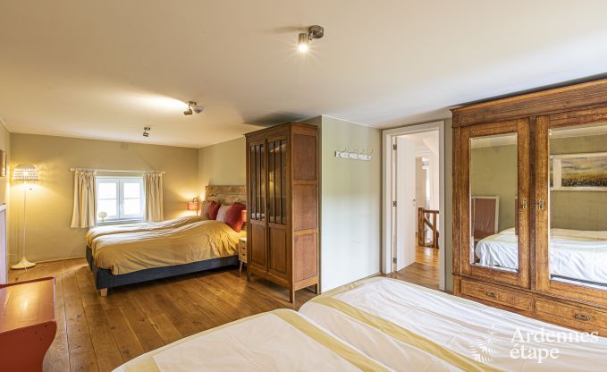 Vakantiehuis in Rochefort voor 12/14 personen in de Ardennen