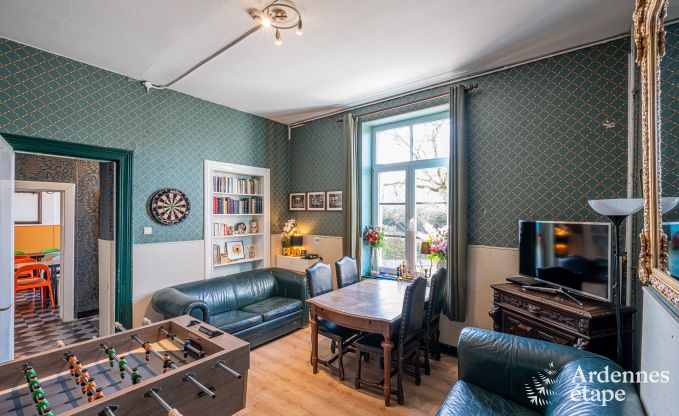 Grote vakantiewoning in Rochefort: comfortabel verblijf voor 26 personen met sauna en priv�tuin in de Ardennen