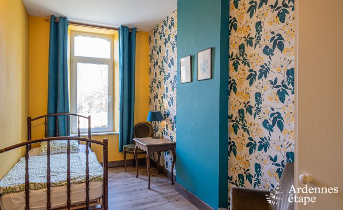 Grote vakantiewoning in Rochefort: comfortabel verblijf voor 26 personen met sauna en priv�tuin in de Ardennen