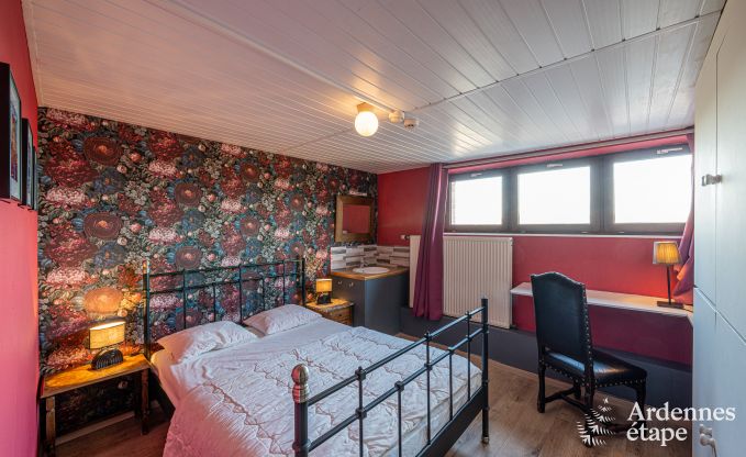 Grote vakantiewoning in Rochefort: comfortabel verblijf voor 26 personen met sauna en priv�tuin in de Ardennen