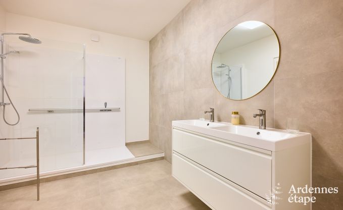 Zeer verzorgd en charmant vakantiehuis voor 8 personen in Tellin, dichtbij Rochefort