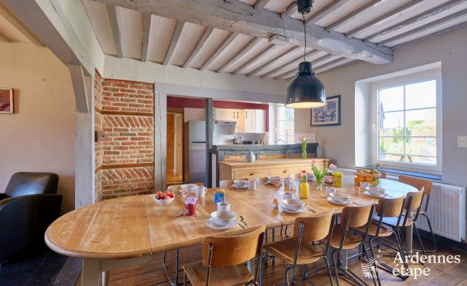 Vakantiehuis in Rochefort voor 12/14 personen in de Ardennen
