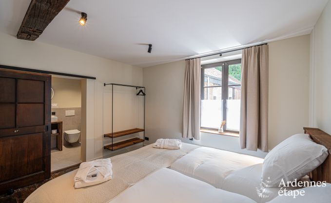 Grote vakantiewoning in Rochefort voor 25 personen met 11 slaapkamers, 11 badkamers, sauna en bar