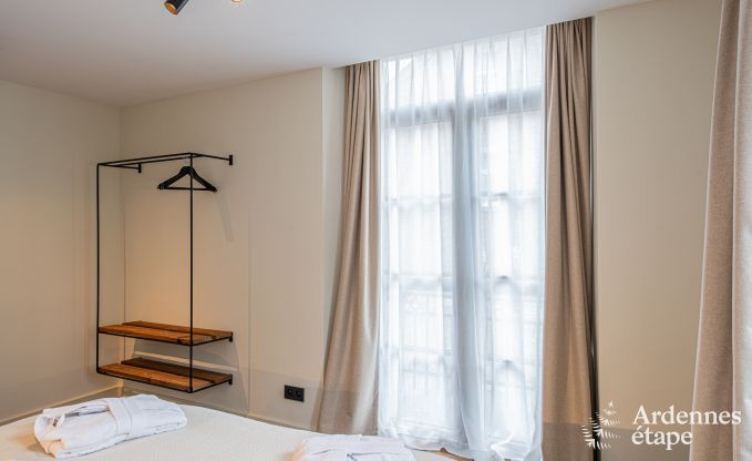 Grote vakantiewoning in Rochefort voor 25 personen met 11 slaapkamers, 11 badkamers, sauna en bar