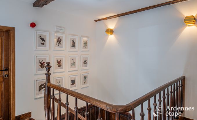 Grote vakantiewoning in Rochefort voor 25 personen met 11 slaapkamers, 11 badkamers, sauna en bar