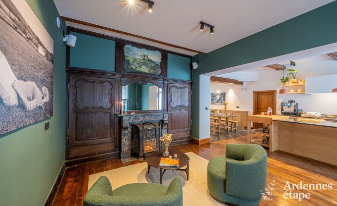 Grote vakantiewoning in Rochefort voor 25 personen met 11 slaapkamers, 11 badkamers, sauna en bar