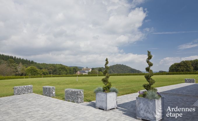 Luxe villa in Rochefort voor 48 personen in de Ardennen