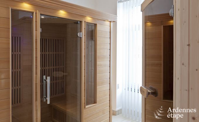 Luxe villa in Rochefort voor 48 personen in de Ardennen