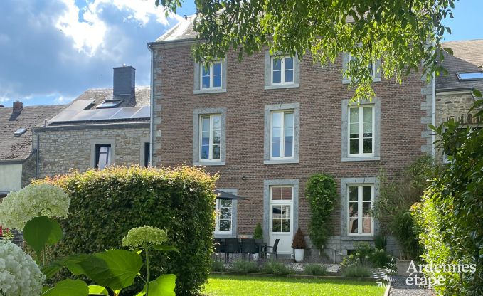 Zeer verzorgd en charmant vakantiehuis voor 8 personen in Tellin, dichtbij Rochefort