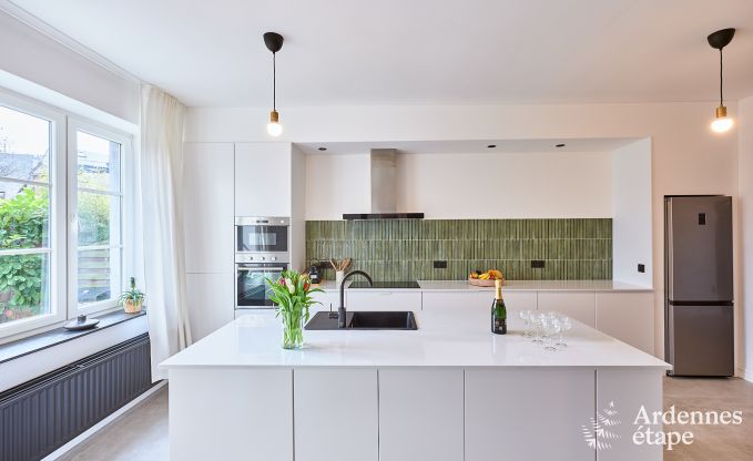 Zeer verzorgd en charmant vakantiehuis voor 8 personen in Tellin, dichtbij Rochefort