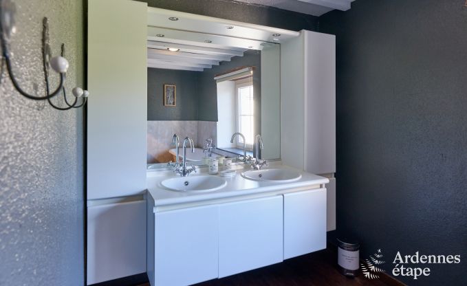 Vakantiehuis in Rochefort voor 12/14 personen in de Ardennen