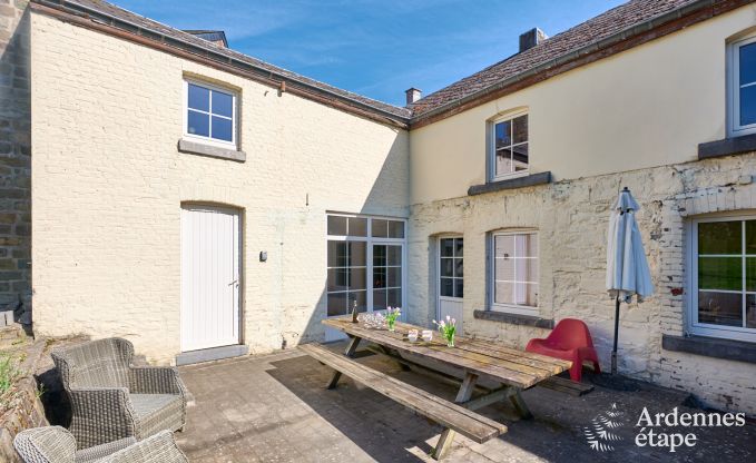 Vakantiehuis in Rochefort voor 12/14 personen in de Ardennen