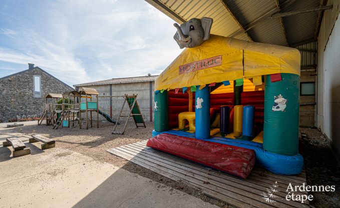 Vakantiehuis in Rochefort voor 36 personen in de Ardennen