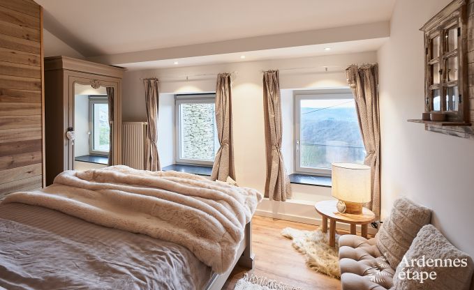 Gezellige vakantiewoning in Rochehaut voor 6-7 personen met jacuzzi, priv�tuin en nabij wandelroutes