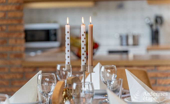 Gezellige vakantiewoning in Rochehaut: ideaal voor 9 personen. Met speelkamer en fietsenstalling