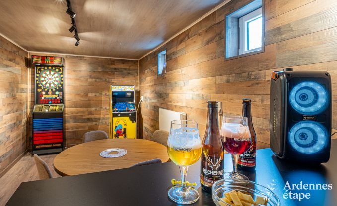Gezellige vakantiewoning in Rochehaut: ideaal voor 9 personen. Met speelkamer en fietsenstalling