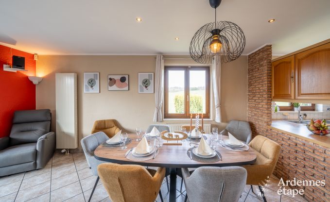 Gezellige vakantiewoning in Rochehaut: ideaal voor 9 personen. Met speelkamer en fietsenstalling